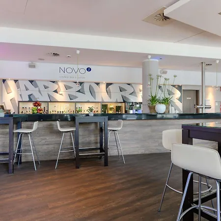 Novotel 4*