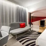 Szálloda Novotel 4*