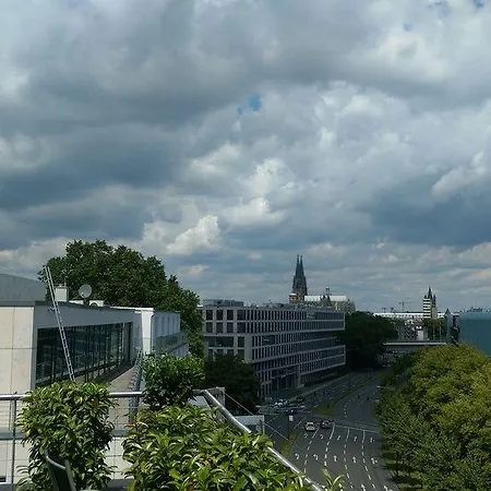 Novotel Hotell 4*