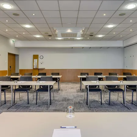 호텔 노보텔 시티 4*