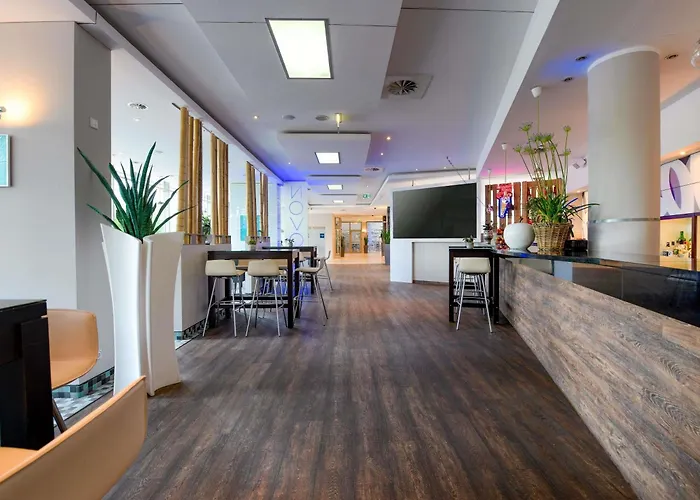 Novotel 4*