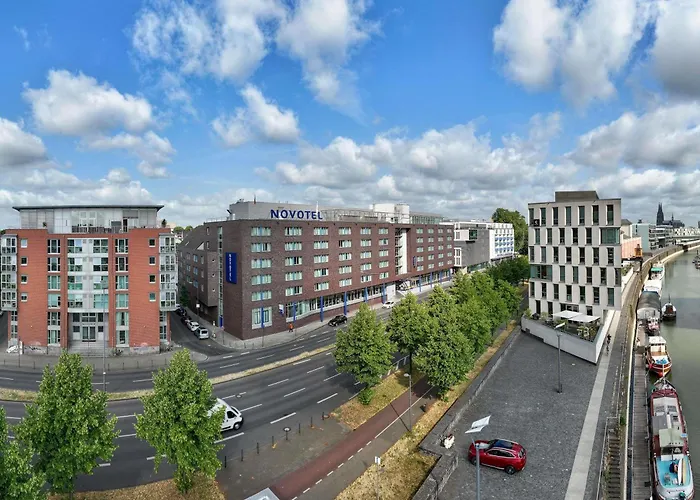 Novotel 4*