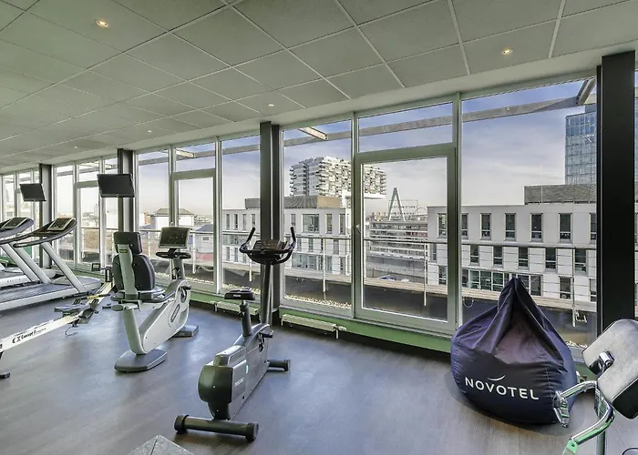 Otel Novotel Köln